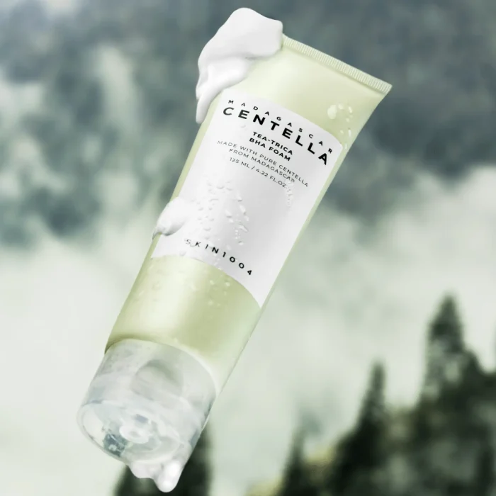 SKIN-1004-Madagascar-Centella-Tea-trica-BHA-Foam-4.webp