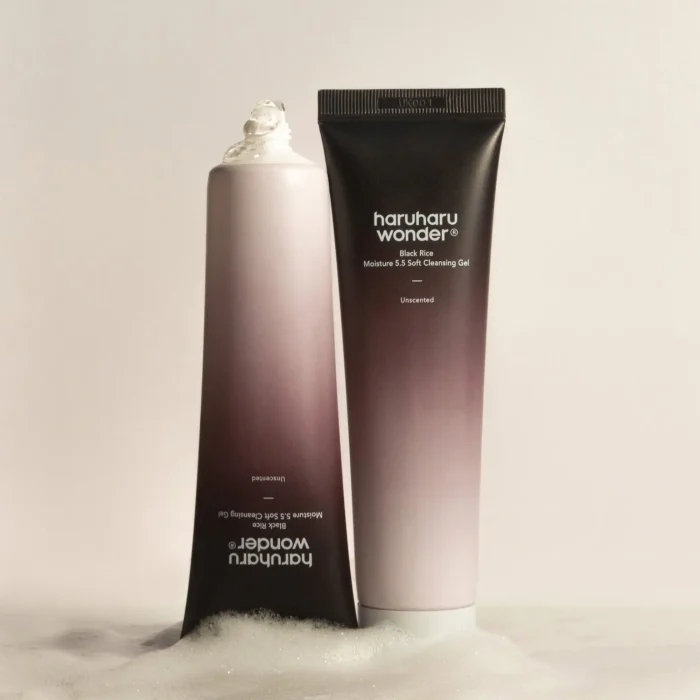 haruharu-wonder-Black-Rice-Moisture-5.5-Soft-Cleansing-Gel-5.webp
