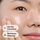 The-Ordinary-Squalane-Cleanser-2.webp